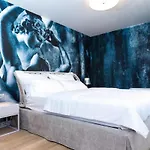 Magnolia *